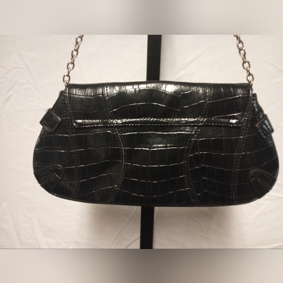 New York & Company sm/ med/ size clutch bag w/ silver chain shoulder strap - Picture 4 of 9